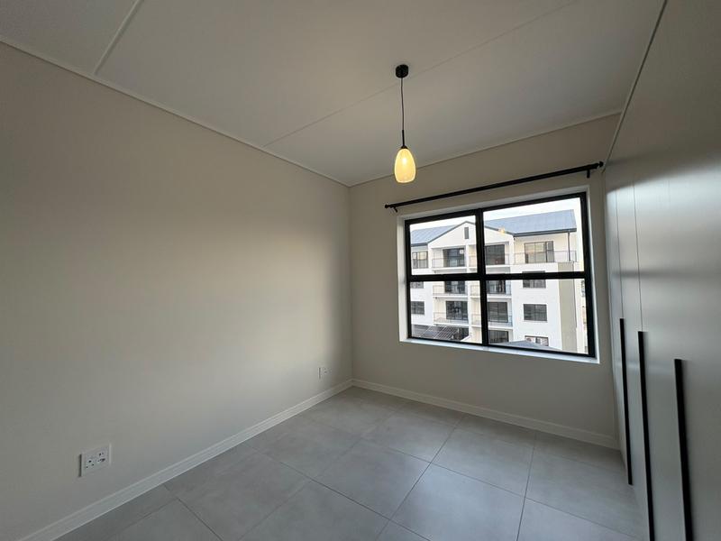 To Let 1 Bedroom Property for Rent in Sandown Western Cape